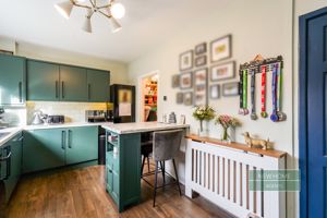 Photo 19- click for photo gallery